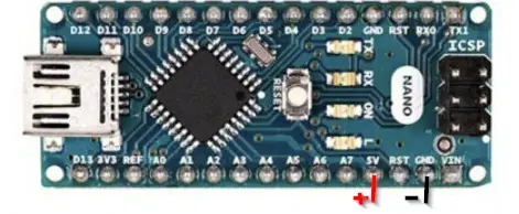 Placa Arduino Nano alimentada con batería de 5V